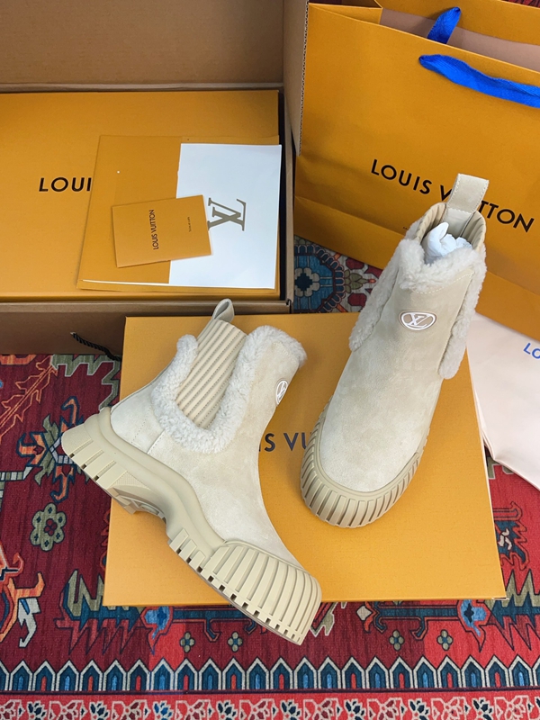 ルイヴィトン靴背面デザイン